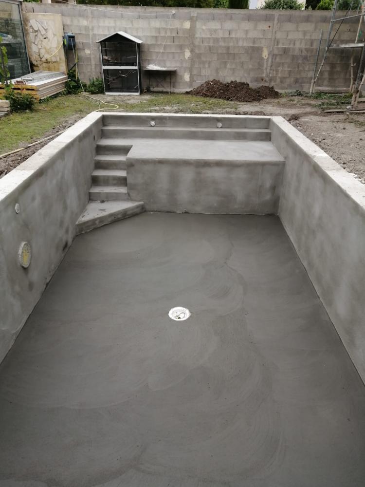 Construction de piscine près de Aubignan
